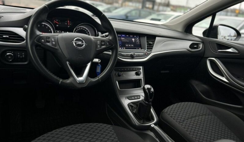 Opel Astra full