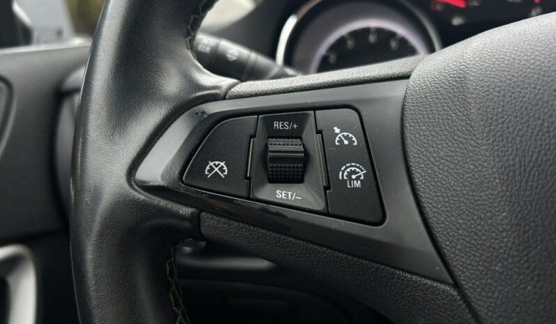 Opel Astra full