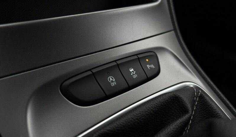Opel Astra full
