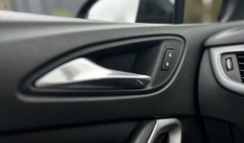 Opel Astra full