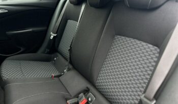 Opel Astra full