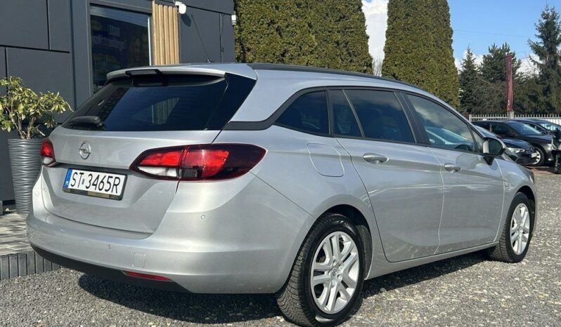 Opel Astra full