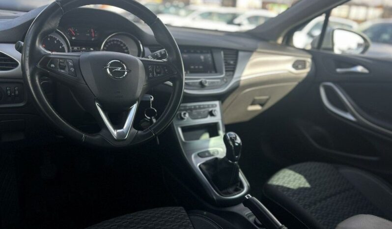 Opel Astra full