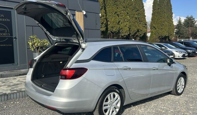 Opel Astra full