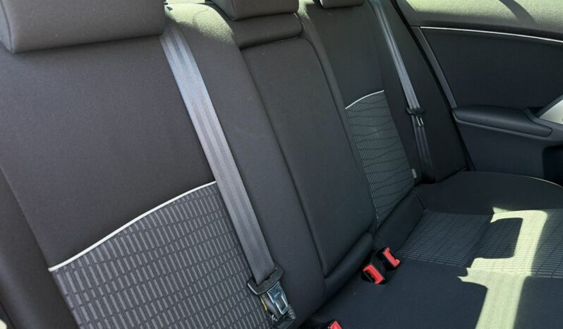 Toyota Avensis Salon Polska Bezwypadkowy Stan Bardzo Dobry benzyna gaz III (2009-) full
