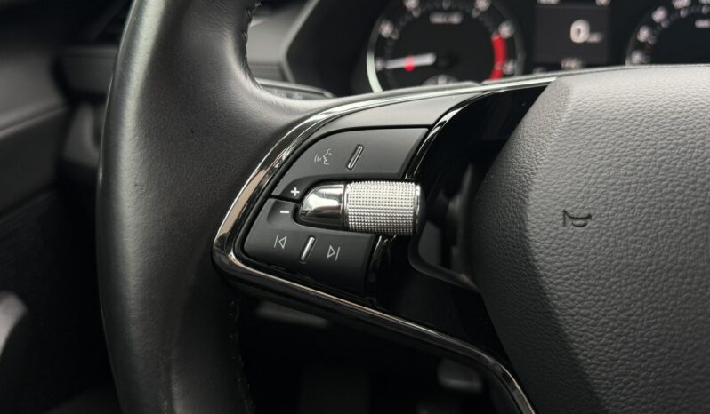 Škoda Octavia a Salon Polska Poleasingowy I właściciel Serwis  VAT 23% Bezwypadkowy IV (2020-) full