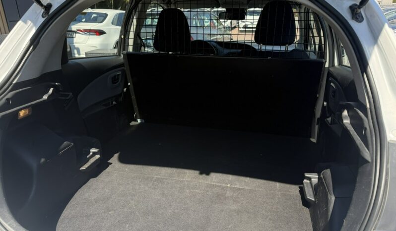 Toyota Yaris Krajowy Poleasingowy VAN 2-OSOBOWY I właściciel VAT 23% Van III (2011-2019) full