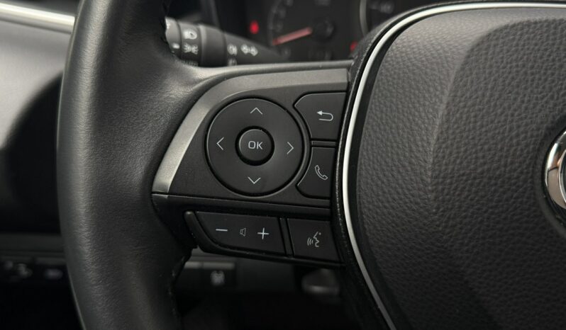 Toyota Corolla Salon Polska Poleasingowy I właściciel Serwis ASO VAT 23% E21 (2019-) full