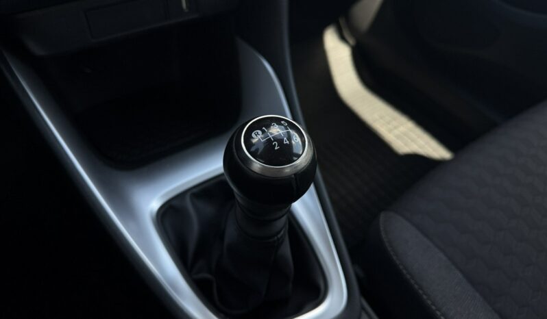 Toyota Yaris Salon Polska Poleasingowy I właściciel Serwis ASO VAT 23% Bezwypadkowy IV (2020-) full