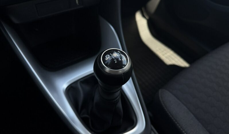 Toyota Yaris Salon Polska Poleasingowy I właściciel Serwis ASO VAT 23% Bezwypadkowy IV (2020-) full