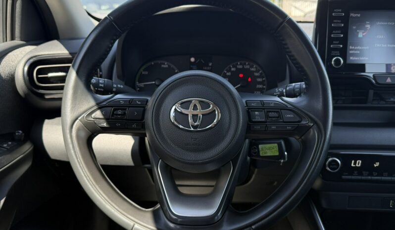 Toyota Yaris Salon Polska Poleasingowy I właściciel Serwis ASO VAT 23% Bezwypadkowy IV (2020-) full