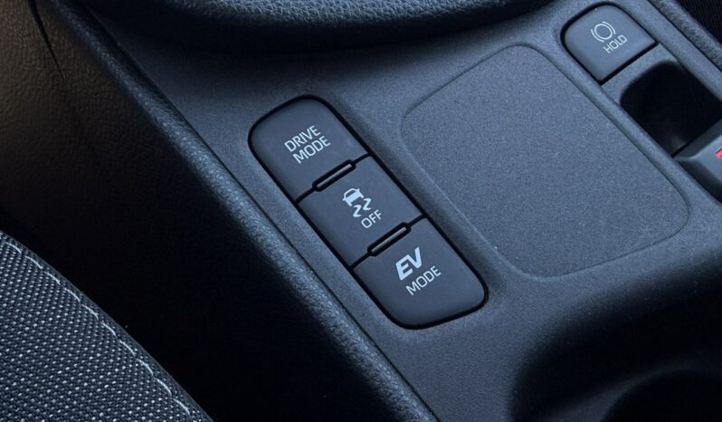 Toyota Yaris Salon Polska Poleasingowy I właściciel Serwis ASO VAT 23% Bezwypadkowy IV (2020-) full