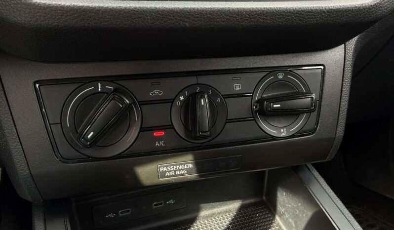 Seat Ibiza Salon Polska Poleasingowy I właściciel Serwis ASO VAT 23% Bezwypadkowy V (2017-) full