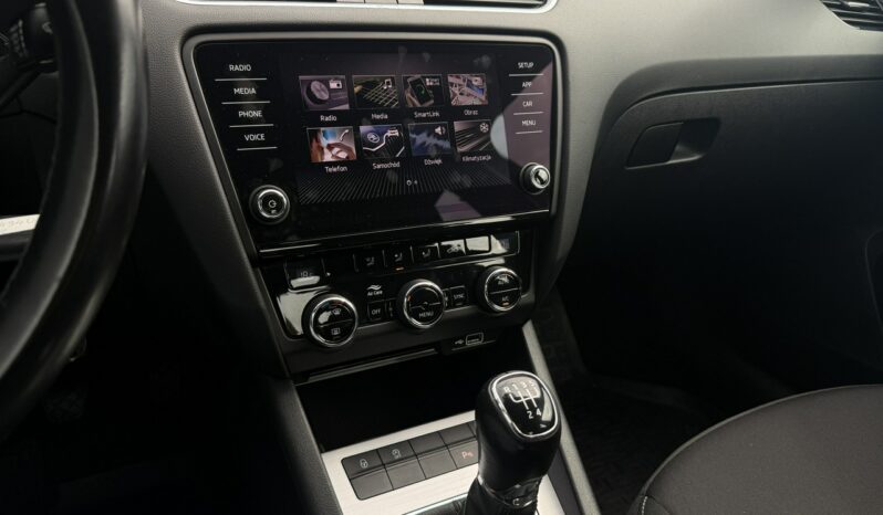 Škoda Octavia krajowy  Poleasingowy I właściciel diesel 1.6 ASO VAT 23% Bezwypadkowy III (2013-) full