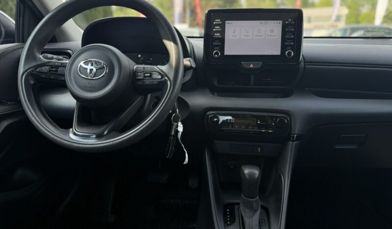 Toyota Yaris Salon Polska Poleasingowy I właściciel Serwis ASO VAT 23% Bezwypadkowy IV (2020-) full