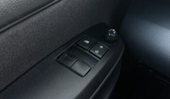 Toyota Yaris Salon Polska Poleasingowy I właściciel Serwis ASO VAT 23% Bezwypadkowy IV (2020-) full