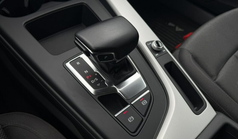 Audi A4 Avant  FAKTURA VAT 23% 2022 ROK B9 (2015-) full