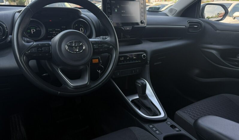 Toyota Yaris Salon Polska Poleasingowy I właściciel Serwis ASO VAT 23% Bezwypadkowy IV (2020-) full