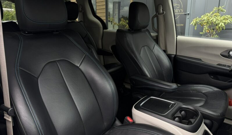 Chrysler Pacifica | Stan Bardzo Dobry | Bogate Wyposażenie RodzinNE AUTO full