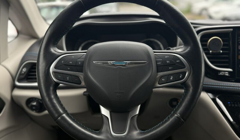 Chrysler Pacifica | Stan Bardzo Dobry | Bogate Wyposażenie RodzinNE AUTO full