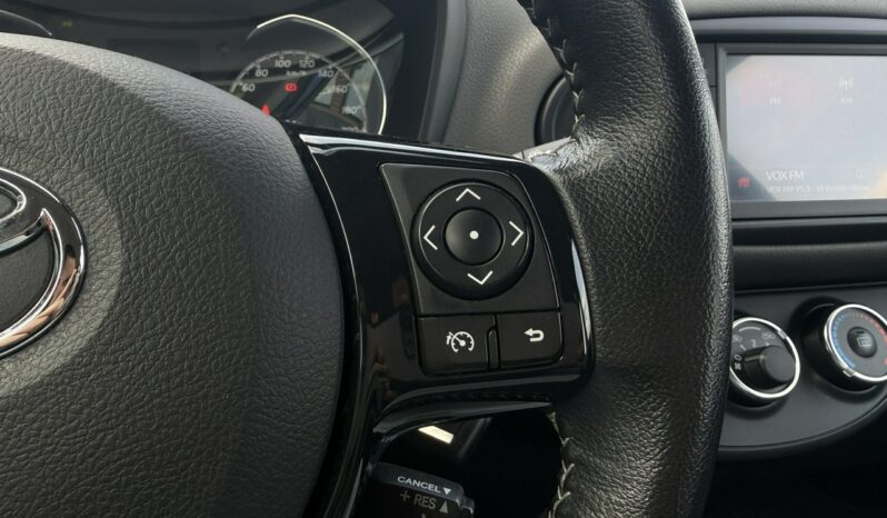 Toyota Yaris I właściciel Salon Polska Poleasingowy Serwis ASO VAT 23% Bezwypadkowy III (2011-2019) full