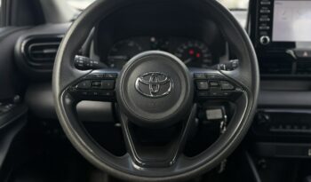 Toyota Yaris Salon Polska Poleasingowy I właściciel Serwis ASO VAT 23% IV (2020-) full