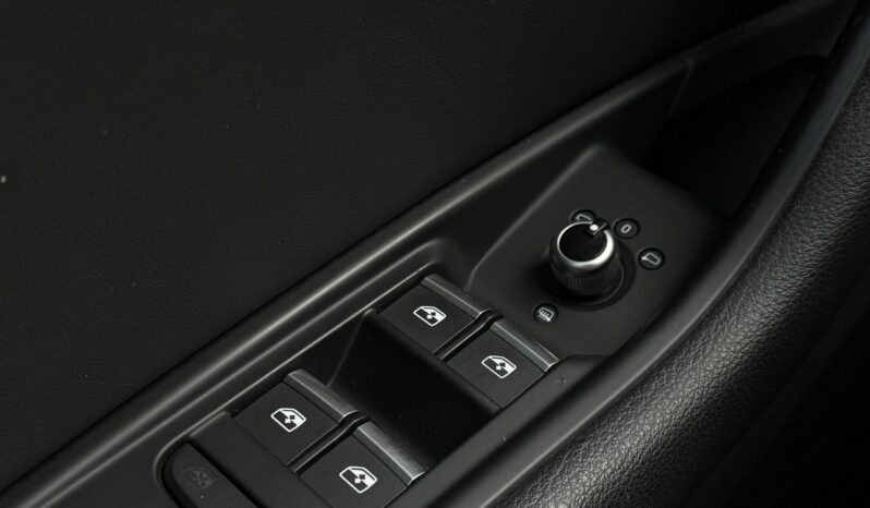 Audi A4 Avant Salon Polska Poleasingowy I właściciel Serwis ASO VAT 23% Bezwypadkowy B9 (2015-) full