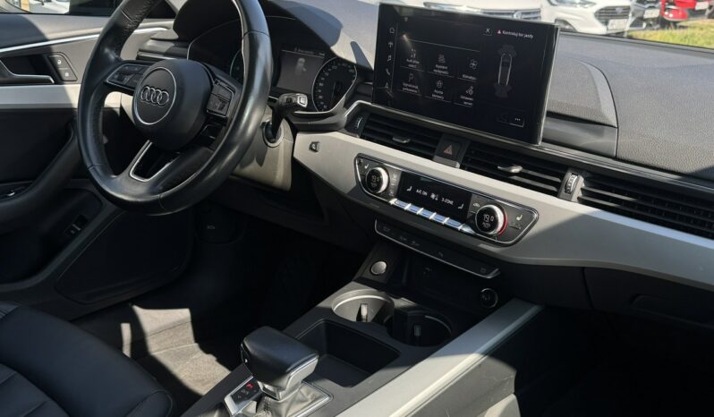 Audi A4 Avant I właściciel Salon Polska Poleasingowy Serwis ASO VAT 23% Bezwypadkowy B9 (2015-) full