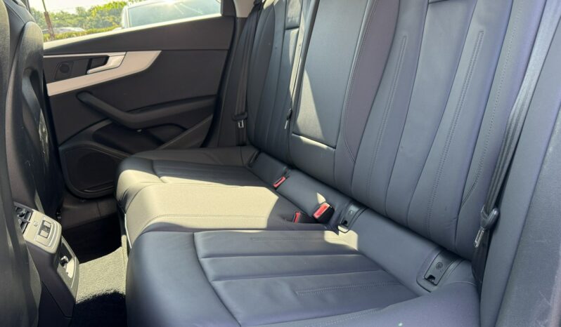 Audi A4 Avant I właściciel Salon Polska Poleasingowy Serwis ASO VAT 23% Bezwypadkowy B9 (2015-) full