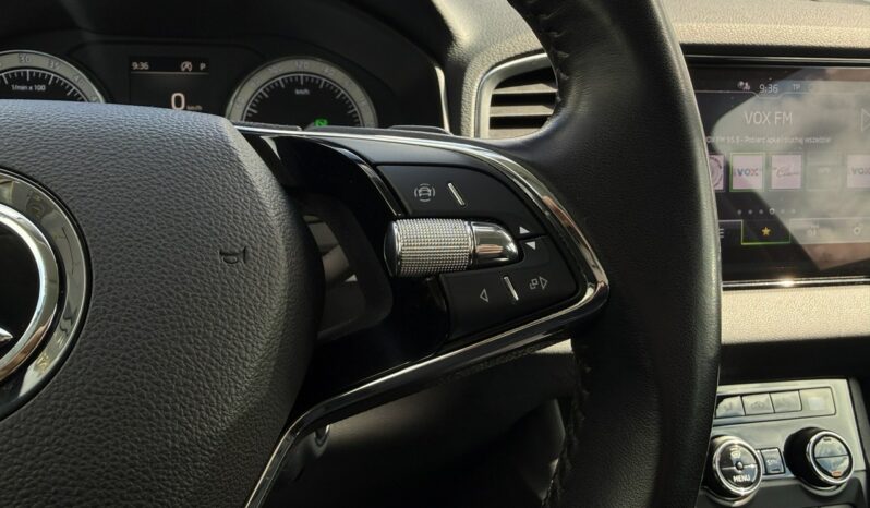 Škoda Karoq Poleasingowy Salon Polska I właściciel Serwis ASO VAT 23% Bezwypadkowy full