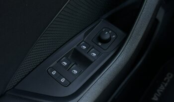 Škoda Octavia Salon Polska Poleasingowy I właściciel Serwis ASO VAT 23% Bezwypadkowy IV (2020-) full