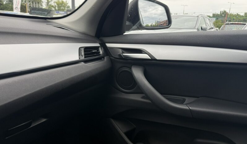 BMW X1 Krajowy automat benzynka faktura VAT 23% II (F48) (2015-) full