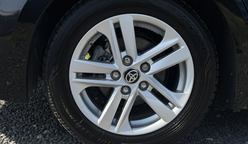 Toyota Corolla hybryda kombi krajowy samochod automat serwis ASO toyota E21 (2019-) full