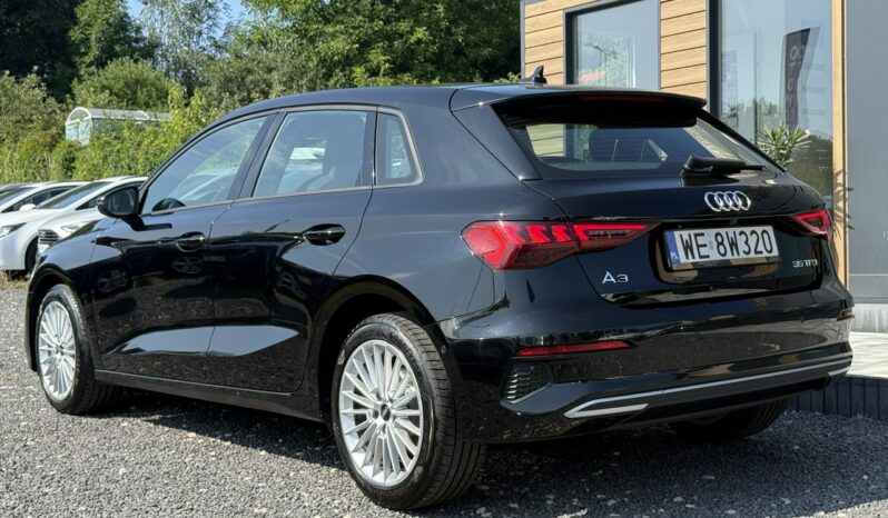 Audi A3 Sportback SLINE 1.5 Tsi manual 2023 rok krajowy 8Y (2020-) full