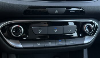 Hyundai i30 I właściciel Serwis ASO VAT 23% Bezwypadkowy Salon Polska Poleasingowy III (2017-) full