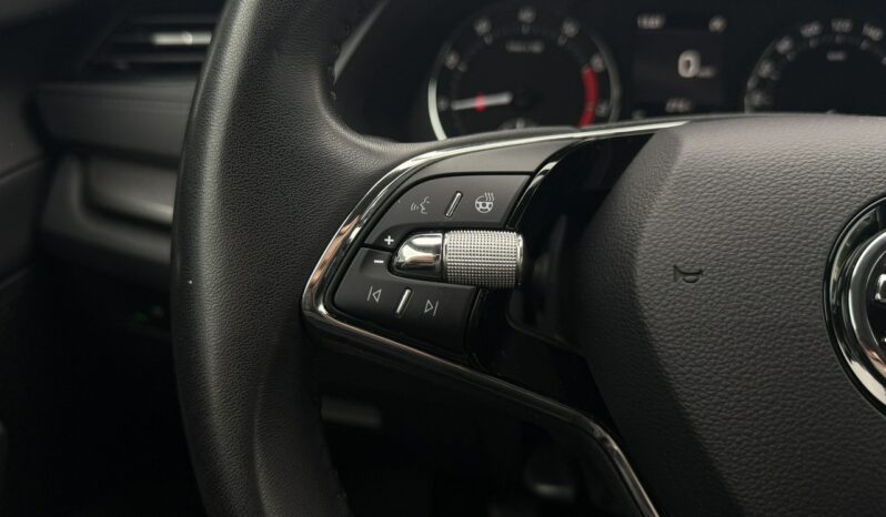 Škoda Octavia Salon Polska Poleasingowy I właściciel Bezwypadkowy Serwis ASO VAT 23% IV (2020-) full