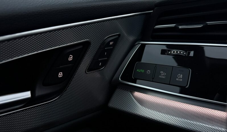 Audi Q8 Salon Polska Poleasingowy I właściciel Serwis ASO VAT 23% Bezwypadkowy full